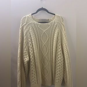 Essentials canary cable knit